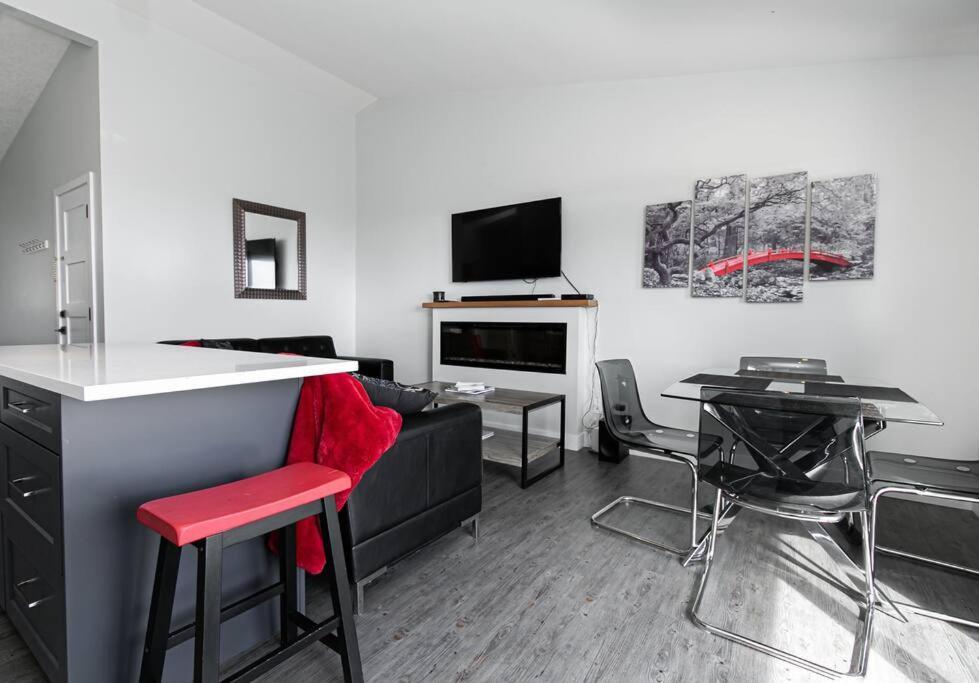 Eagle'S View Penthouse Apartment Victoria Exterior foto