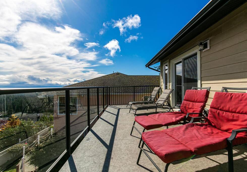 Eagle'S View Penthouse Apartment Victoria Exterior foto