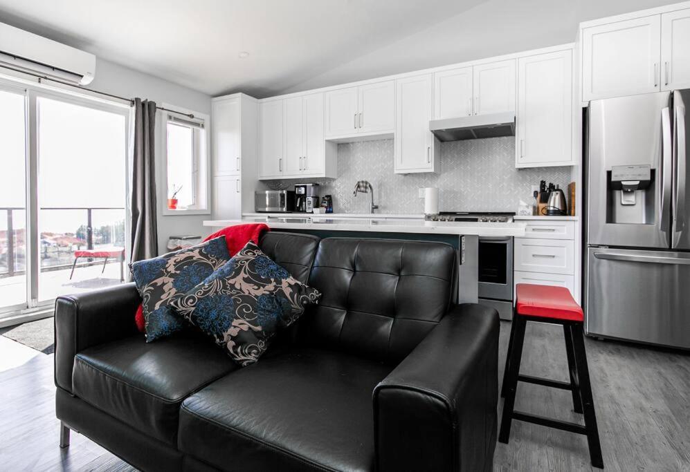 Eagle'S View Penthouse Apartment Victoria Exterior foto